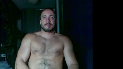 Snapshot of t_huracane chatting on 09/24/25, 06:55 Huracane online show from 09/24/25, 06:55