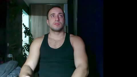 Snapshot of t_huracane chatting on 01/18/26, 04:55 Huracane online show from 01/18/26, 04:55