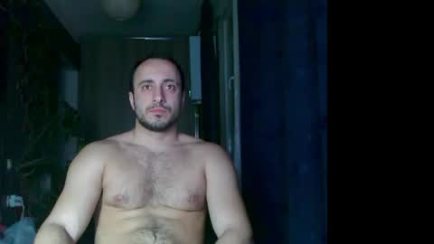 Snapshot of t_huracane chatting on 02/10/26, 04:33 Huracane online show from 02/10/26, 04:33