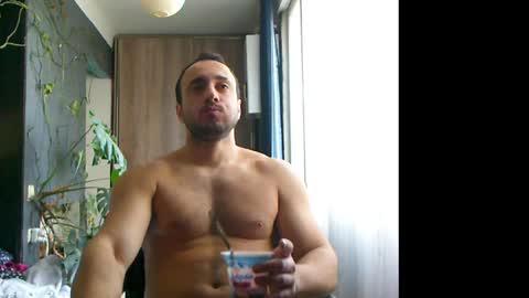 Snapshot of t_huracane chatting on 02/12/26, 08:42 Huracane online show from 02/12/26, 08:42