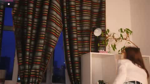 Heeey im Helena3 -- fav555100333 -- pvts only premium and after my public show 3 online show from 12/03/25, 03:47