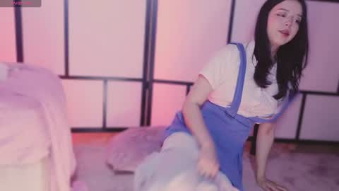 Nice to meet you I am Mia3 online show from 07/03/26, 11:44