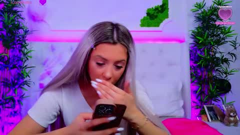 Arianna online show from 10/16/25, 12:28