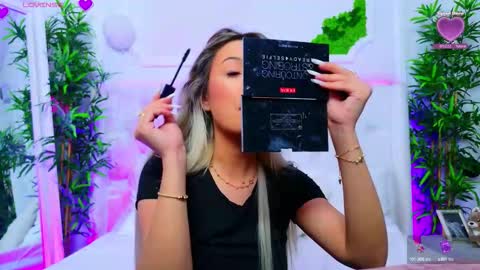 Arianna online show from 10/30/25, 01:45