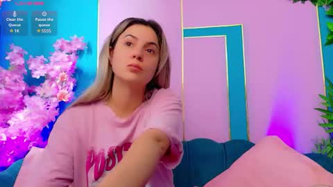 Arianna online show from 06/23/26, 12:03
