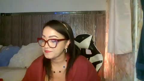 yameil online show from 07/25/26, 08:34