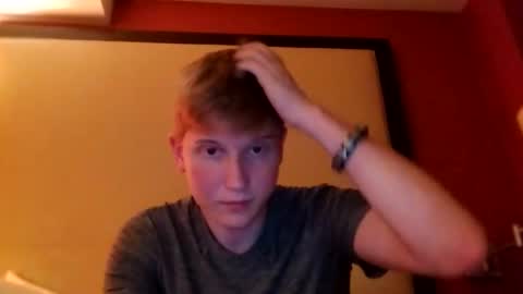 Snapshot of tacony123456 chatting on 12/16/25, 08:19 collegetwinkboi online show from 12/16/25, 08:19