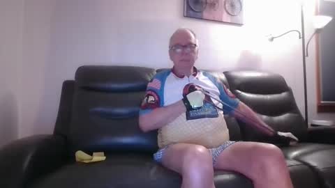tacrunner66_ online show from 02/10/25, 02:37