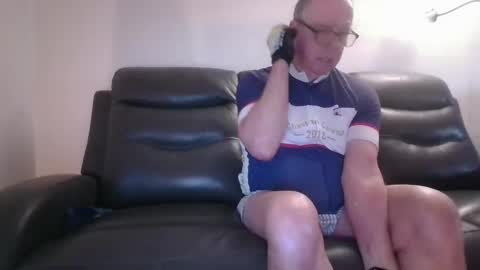 tacrunner66_ online show from 02/12/25, 03:27
