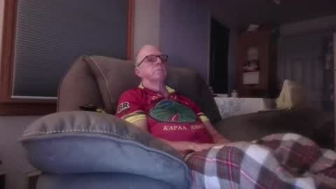 tacrunner66_ online show from 10/21/25, 02:34