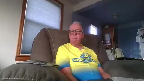 tacrunner66_ online show from 11/08/25, 09:57