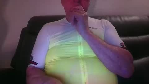 tacrunner66_ online show from 11/21/25, 03:22