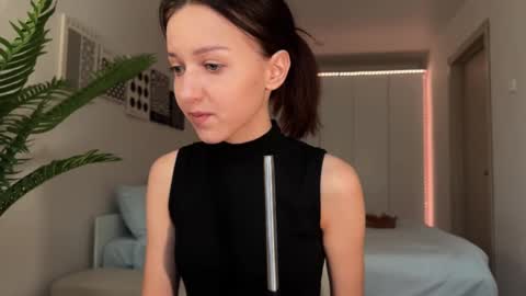 Mary online show from 09/11/25, 08:03