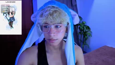 taichi online show from 11/17/25, 07:47