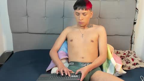 tailor online show from 10/12/25, 02:05