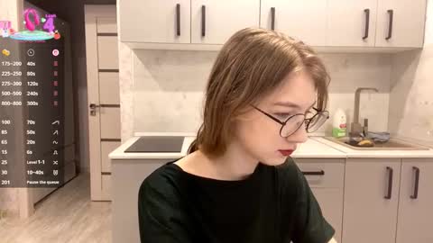 Snapshot of tainastoa chatting on 02/15/26, 09:08 Tessa online show from 02/15/26, 09:08