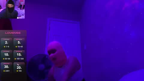 tainodaddy online show from 12/15/25, 07:23