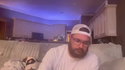 TaintNuzzler online show from 10/09/25, 05:49