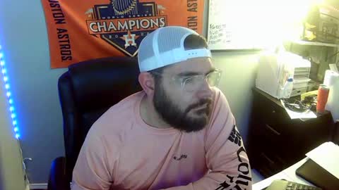 TaintNuzzler online show from 10/22/25, 08:25