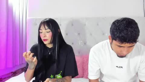 Snapshot of tainy_n_harley chatting on 04/29/26, 04:16 Liam and Juli online show from 04/29/26, 04:16