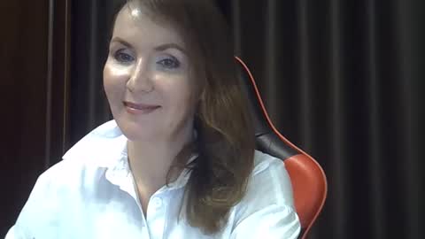 taisialucky77 online show from 10/05/25, 06:50