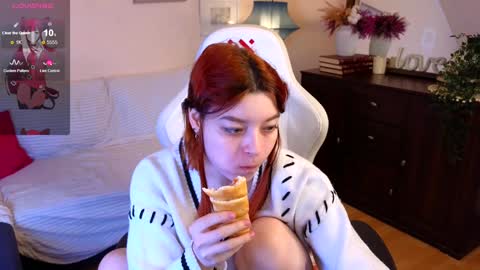 Snapshot of taissa_farmiga chatting on 02/03/25, 11:58 Lizzy online show from 02/03/25, 11:58