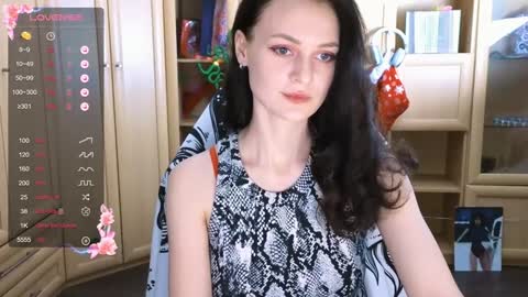 Im Taya  online show from 12/31/24, 12:11