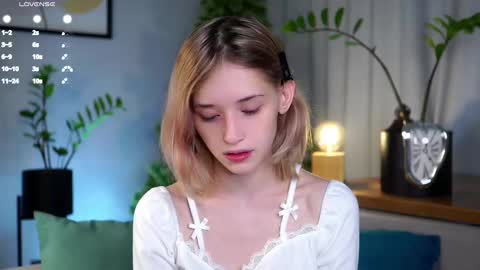 Mia online show from 02/19/25, 01:40