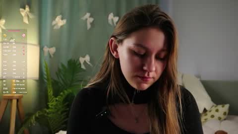 Molly online show from 06/09/26, 01:50