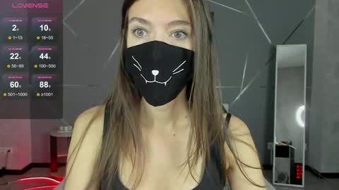 Sasha online show from 09/17/25, 01:29