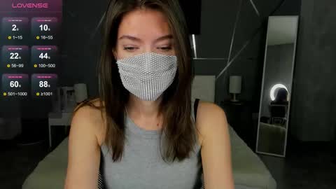 Sasha online show from 10/14/25, 01:50