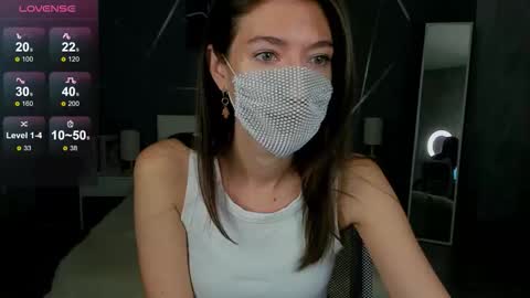 Sasha online show from 10/16/25, 01:39