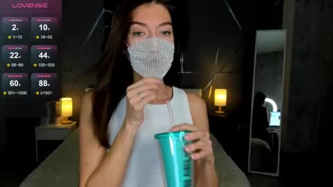 Sasha online show from 11/27/25, 01:40