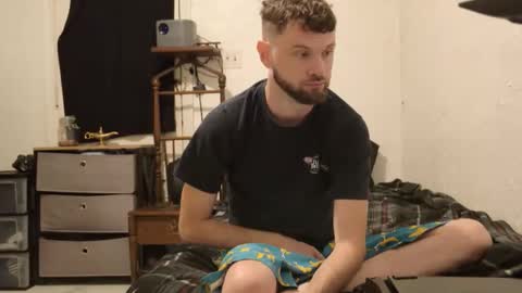 Talen James online show from 10/03/25, 01:52