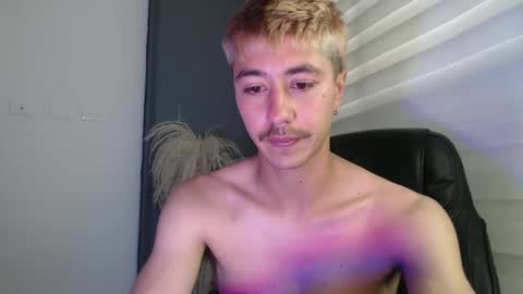 Snapshot of talhi_ chatting on 02/05/25, 07:53 talhi_ online show from 02/05/25, 07:53