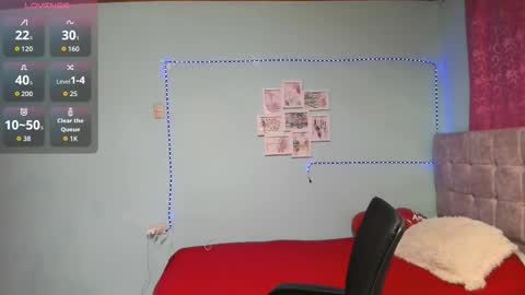 Snapshot of talia_mystic chatting on 03/04/26, 10:54 Talia mia online show from 03/04/26, 10:54