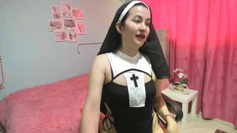Snapshot of talia_mystic chatting on 04/07/26, 01:22 Talia mia online show from 04/07/26, 01:22