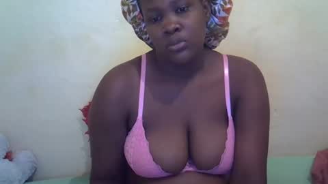 Snapshot of taliah254 chatting on 02/22/25, 07:23 taliah254 online show from 02/22/25, 07:23