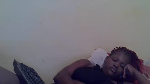Snapshot of taliah254 chatting on 02/23/25, 12:37 taliah254 online show from 02/23/25, 12:37