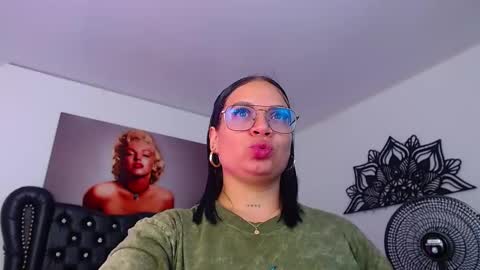 taliana36 online show from 03/05/25, 01:06