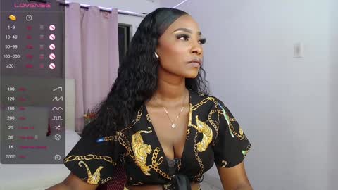 taliana  modelo independiente online show from 12/17/24, 12:56