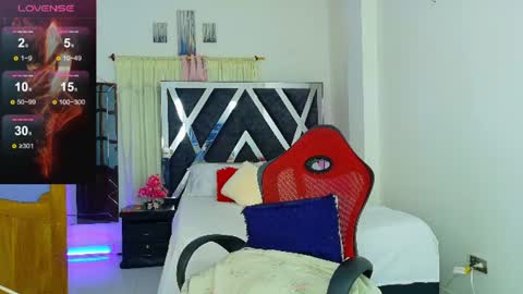 taliana  modelo independiente online show from 06/17/26, 02:47