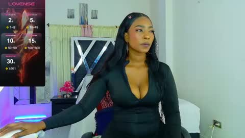 taliana  modelo independiente online show from 06/18/26, 01:17