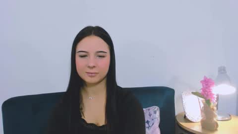 Snapshot of taliasensitive chatting on 11/29/25, 07:33 taliasensitive online show from 11/29/25, 07:33