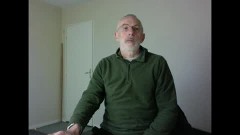Jack Pierrot online show from 12/25/24, 07:56