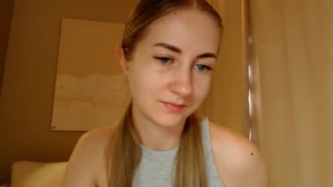  Kira  online show from 12/12/24, 08:03
