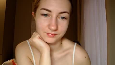  Kira  online show from 12/19/24, 06:12