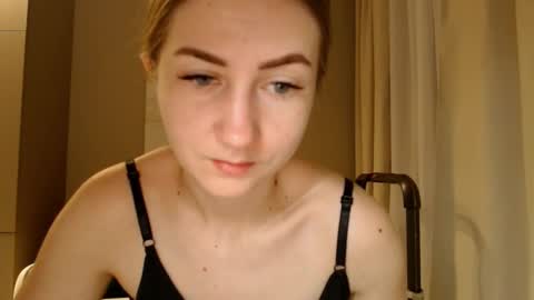  Kira  online show from 12/30/24, 05:58
