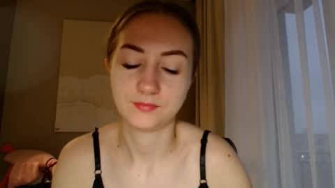  Kira  online show from 12/31/24, 06:27