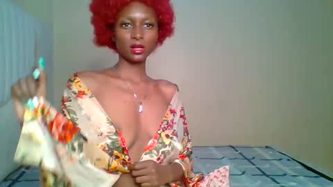 Snapshot of talisha_smiley chatting on 02/13/26, 02:07 talisha smiles online show from 02/13/26, 02:07